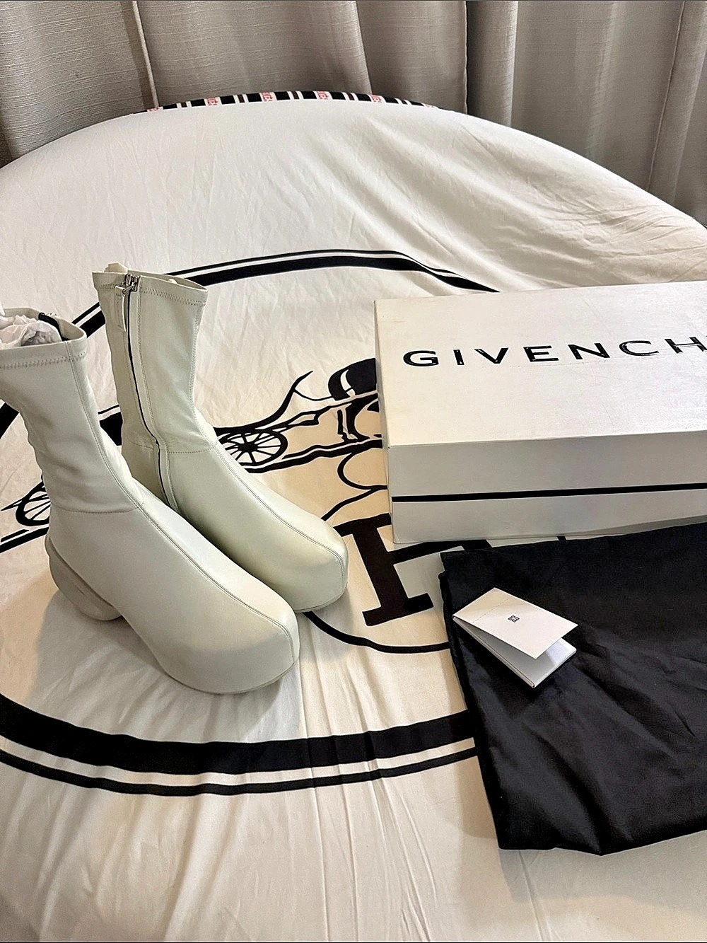 Givenchy Ankle Boots White Leather Boots EU 40 NWT